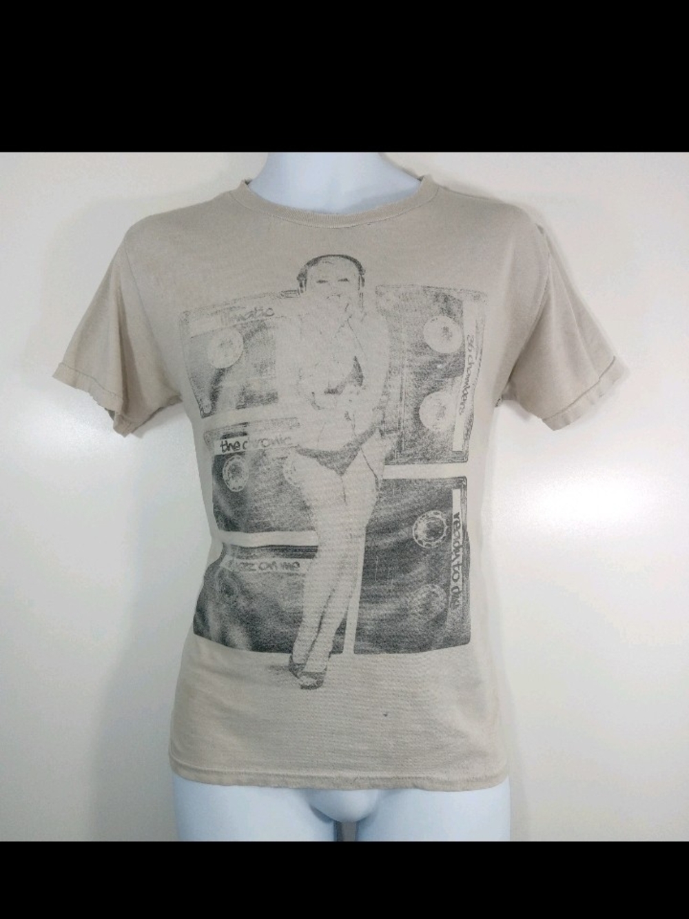 Mens Distressed Bikini Girl Tee Preferance Brand Small